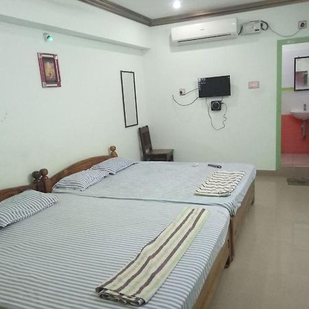 Sakthi Guest House & Residency, By Saraswathi Groups, Thirunallar, Karaikal Pillaittiruvasal Zewnętrze zdjęcie